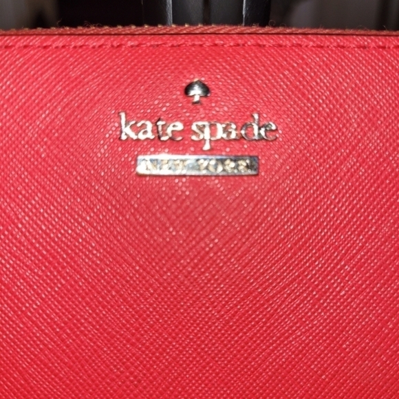 Kate Spade long zip around wallet - Picture 9 of 9